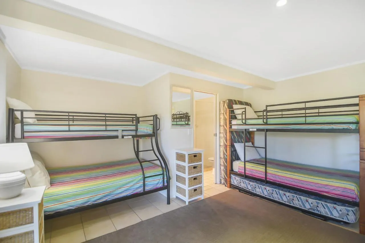 Holiday home Summer Place - 24 Shearwater Street Peregian Beach